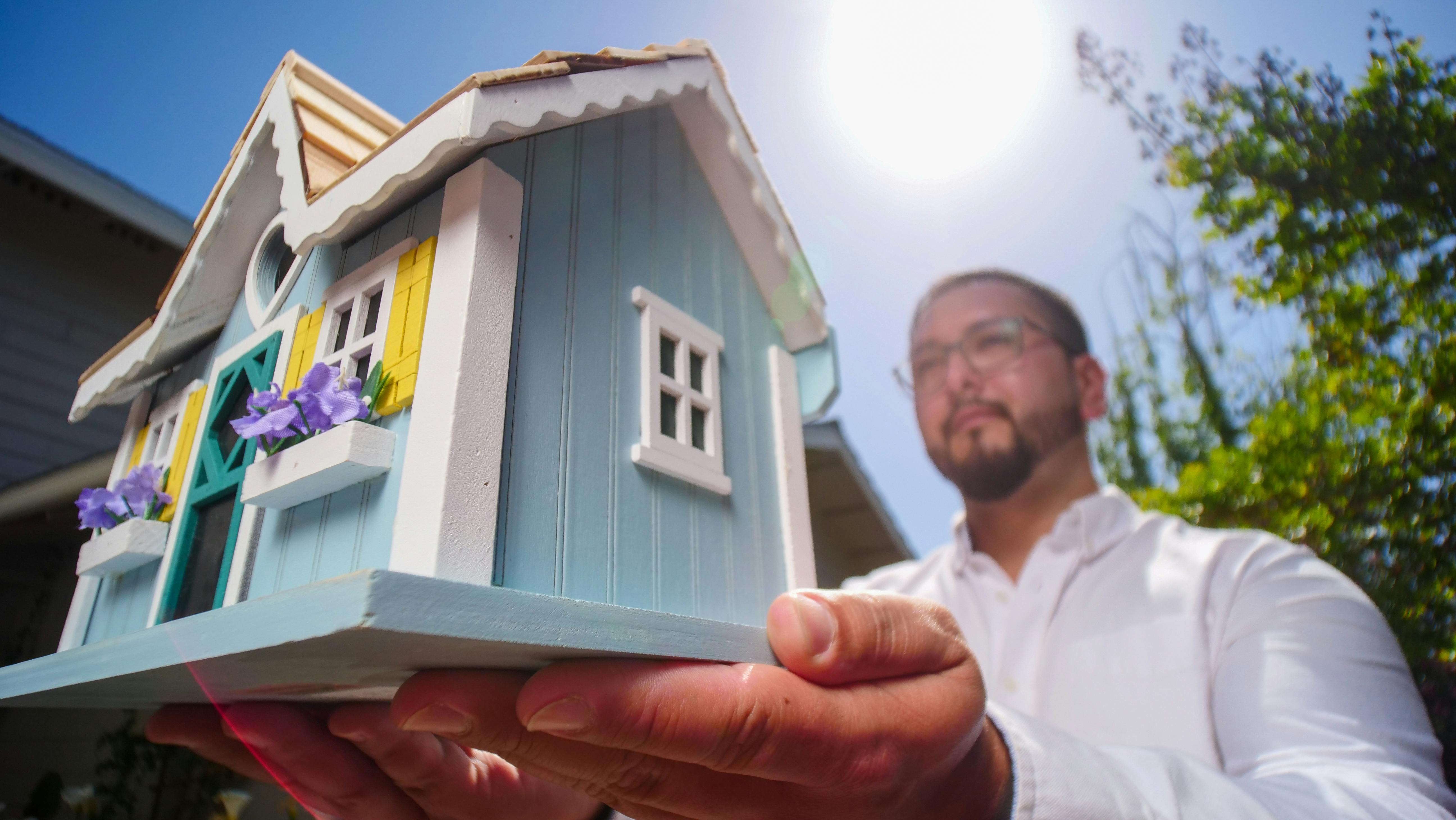 Client Buys a Co-Ownership Share